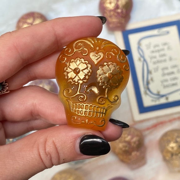 PACK OF 4 Magnets Sugar Skull Colorful Resin Art - Picture 7 of 16